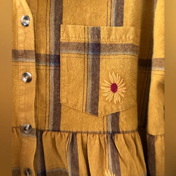 NWOT - Embroidered Flannel Babydoll Top - Picture 4 of 9
